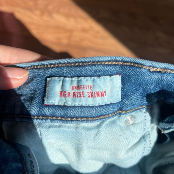 Lucky Brand Women's Blue Jeans - Picture 2 of 3